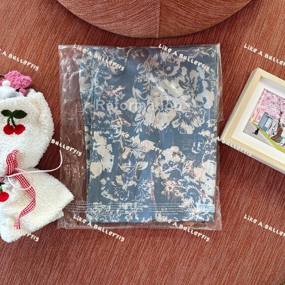 Reformation Frankie Silk Dress - Porcelain - Picture 7 of 13